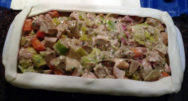 Turkey and Gammon Pie - Pastry Edges