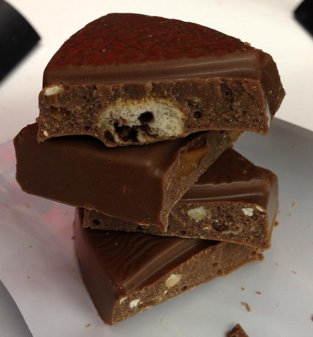 Cadbury Marvellous Creations Cookie Nut Crunch