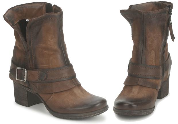 Boots by Dream in Green